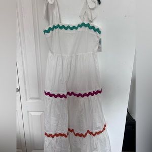 white color trim maxi dress